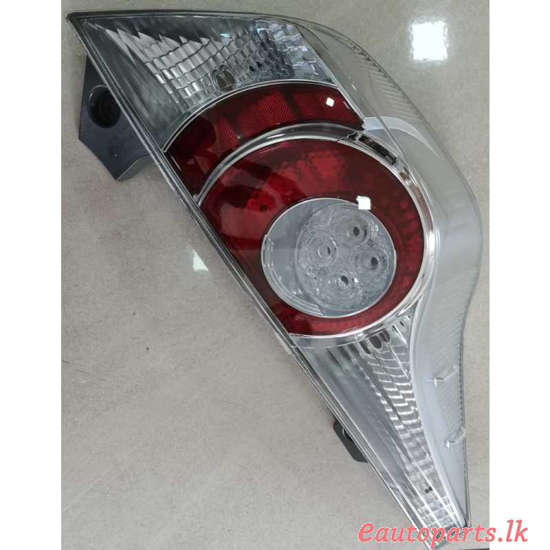 toyota-aqua-tail-light-lh